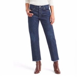 GAP Jeans 1969 Vintage Straight in Rinsed Denim Frayed Hem Blue Size 28
